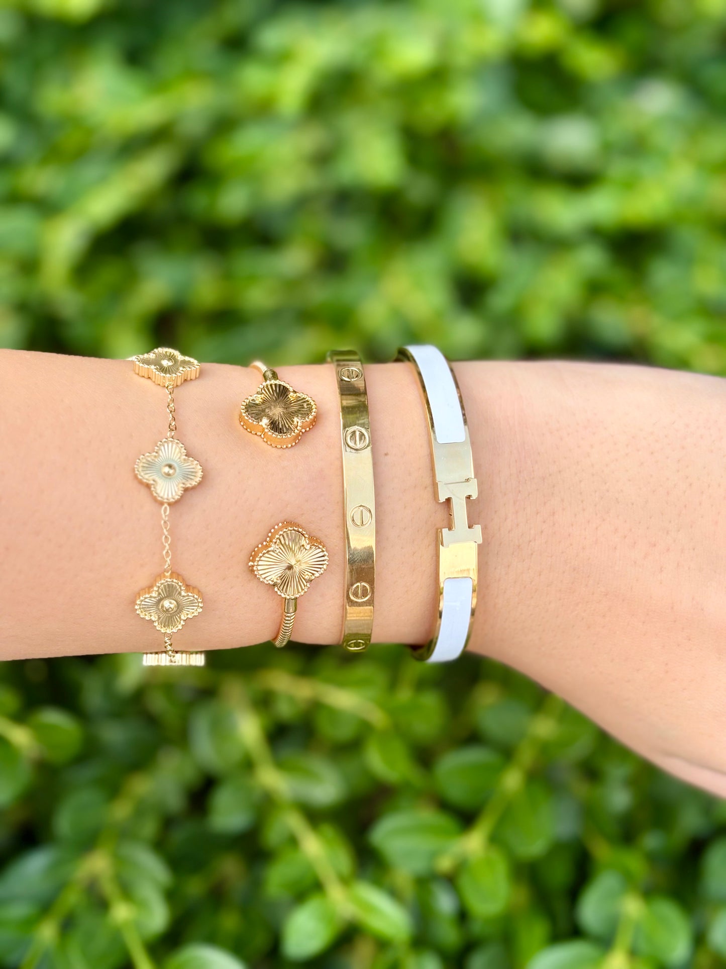 Andora stacks