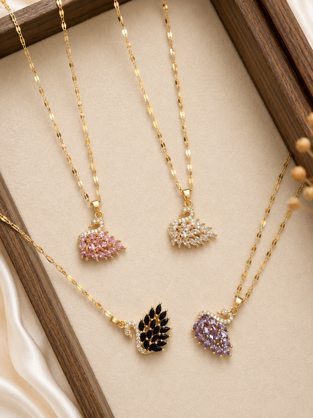 Swan necklace