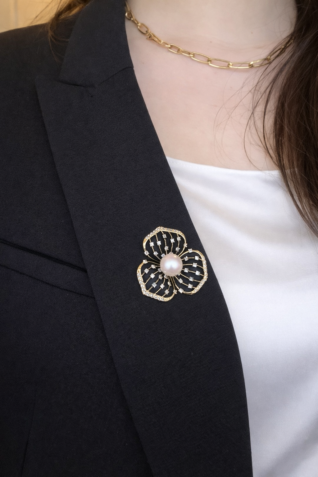 Flower brooch