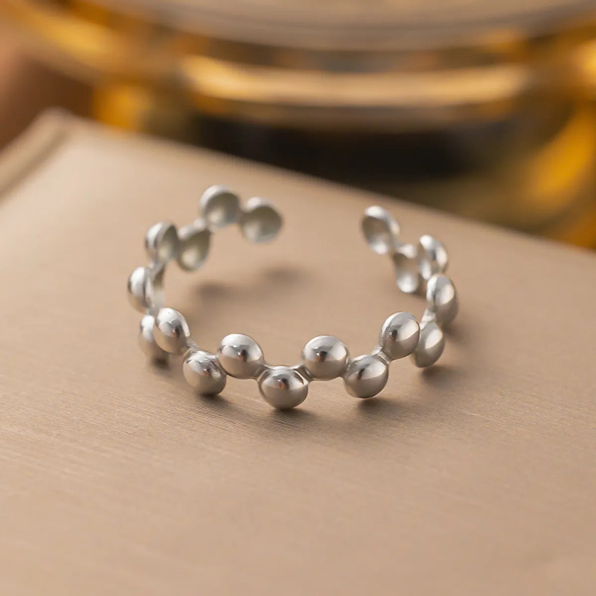 Adjustable small circle ring