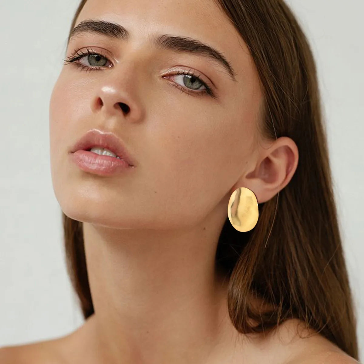 Oval Gold Plating Earring available in Gold and Silver