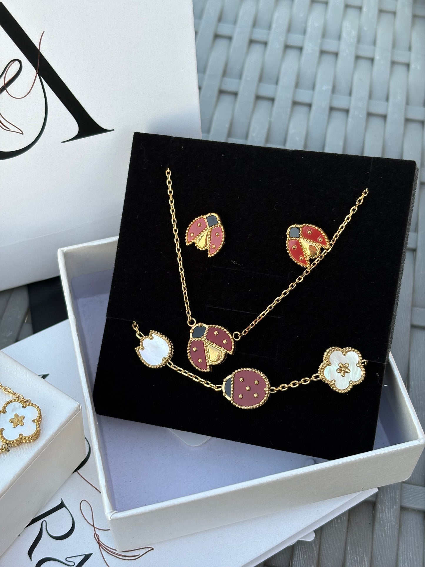 Van cleef Lady Bug Collection Set