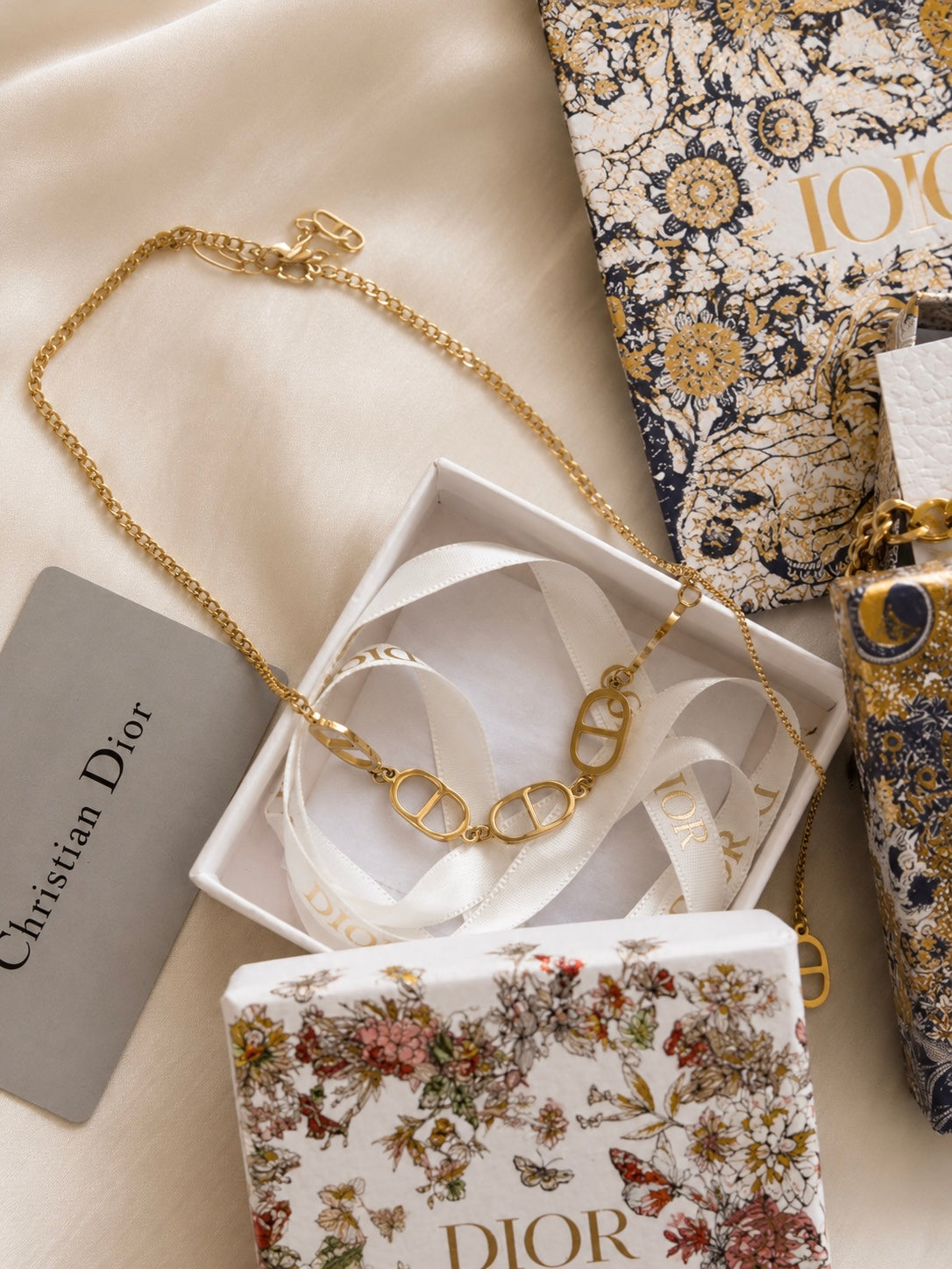 Dior necklace