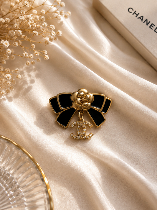 Channel brooch
