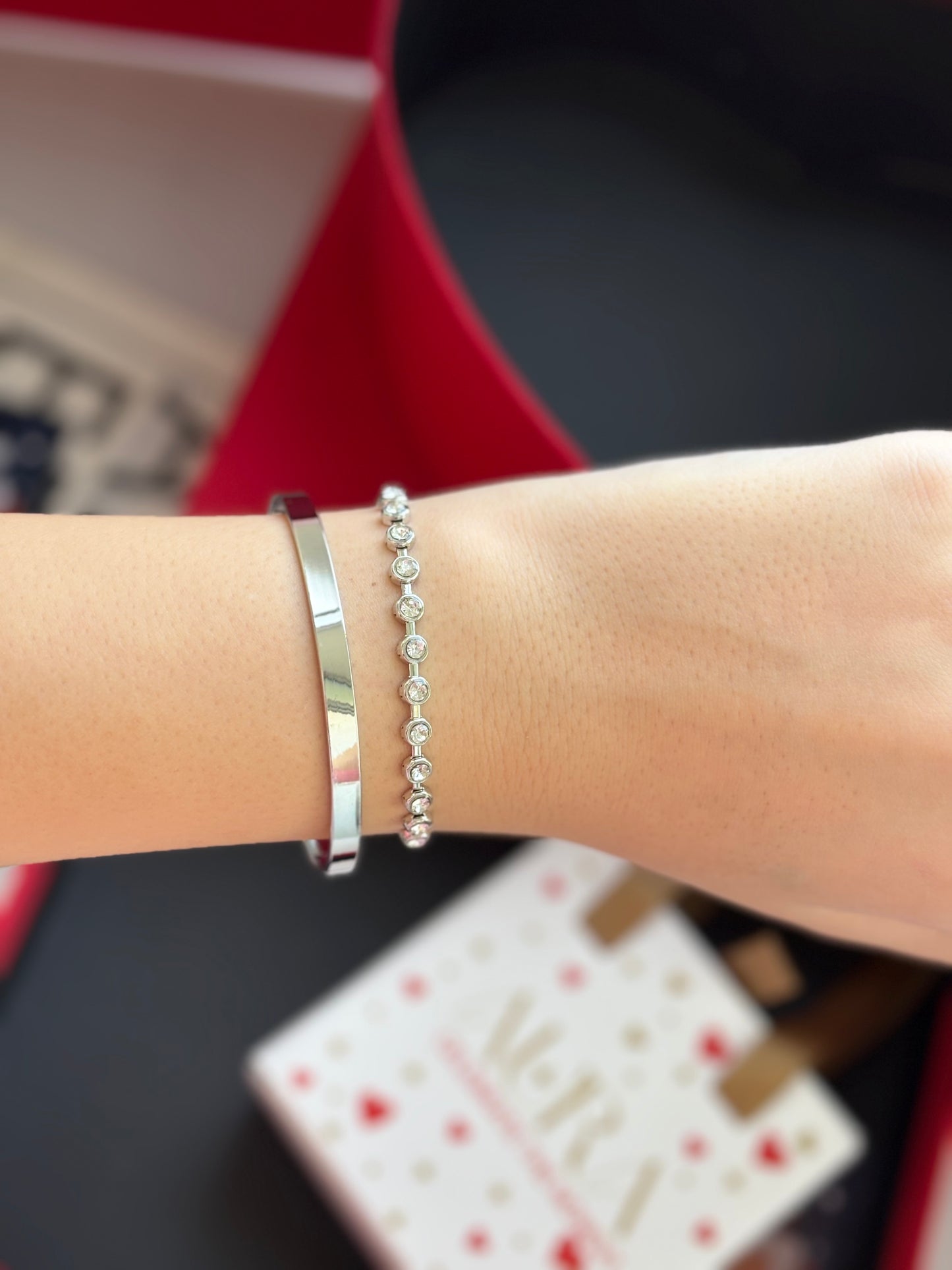 Double beauty in silver and gold