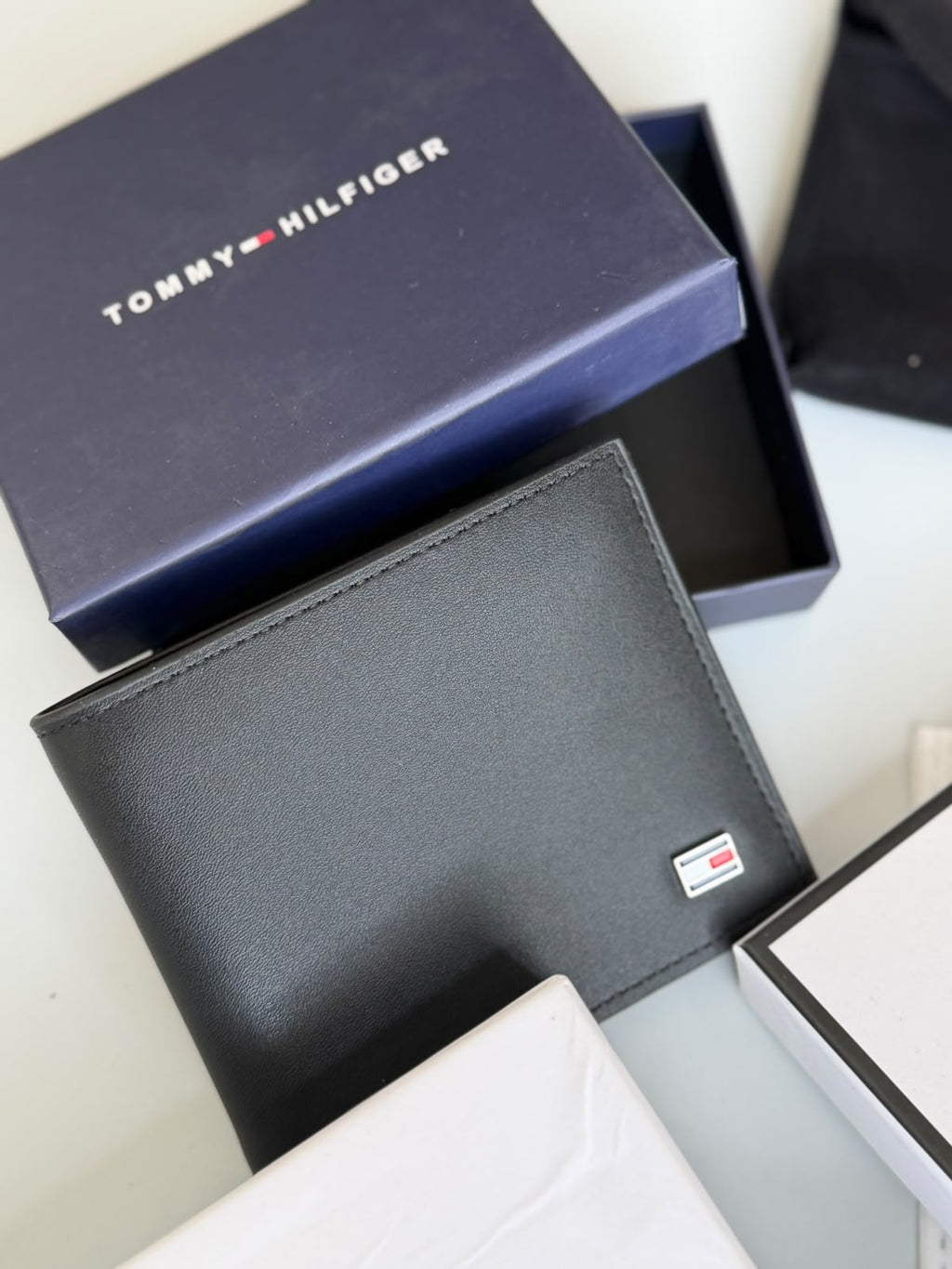 Tommy Hilfiger